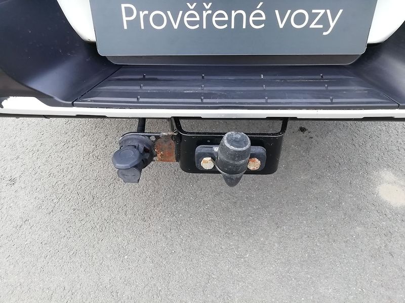 Mitsubishi L200 Intense 2.2 DI-D 4WD DC - fotka 21 z 21