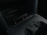 Volkswagen Touran 2.0TD MANUÁL 7MÍST SERVISKA - náhled 37