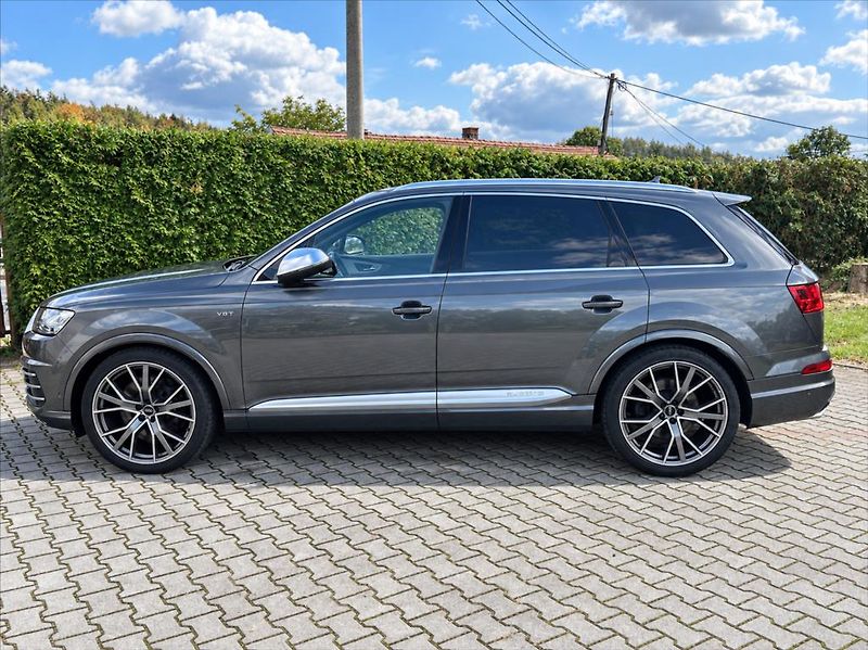 Audi SQ7 4,0 TDi QUATTRO MATRIX MASÁŽE - fotka 2 z 62