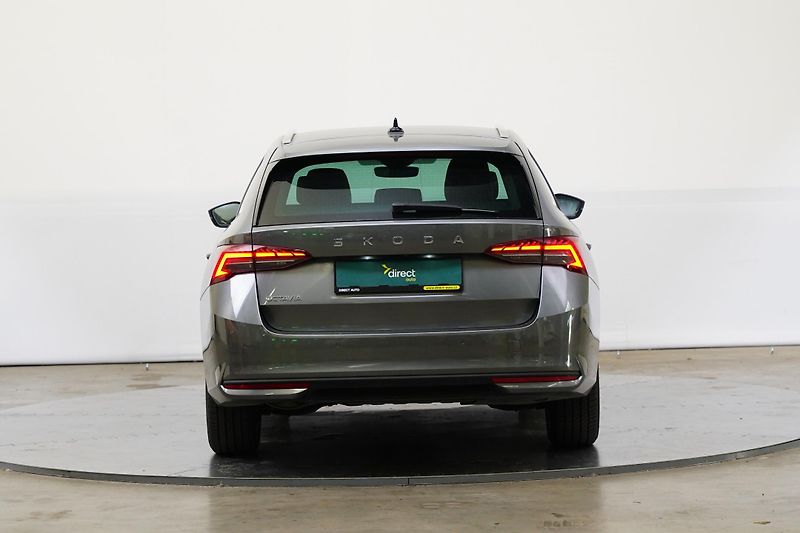 Škoda Octavia - fotka 6 z 26
