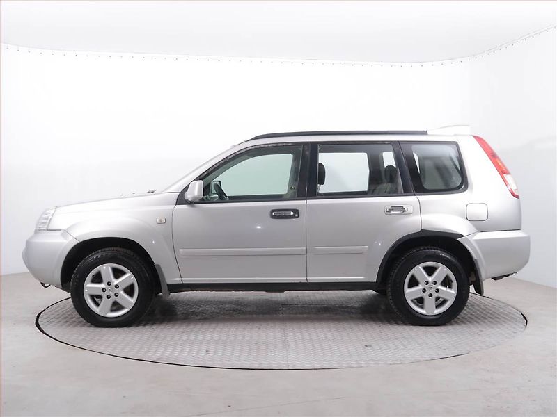 Nissan X-Trail (2005) 2.2 dCi, 4X4, nová STK, Tažné - fotka 3 z 15