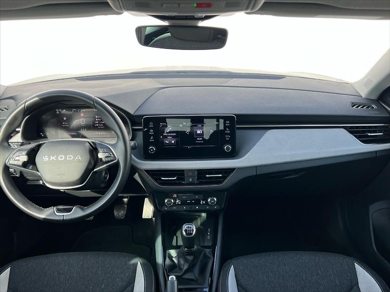 Škoda Scala 1,0 TSi 85kW TOP SELECTION - fotka 5 z 29