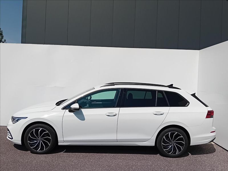 Volkswagen Golf Variant 1,0 TSi 81 kW LIFE  8 REZERVAC - fotka 10 z 22