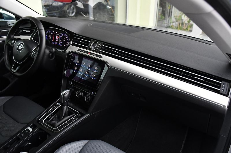 Volkswagen Arteon 2,0 BiTDI 4MOTION DSG ELEGANCE - fotka 18 z 40