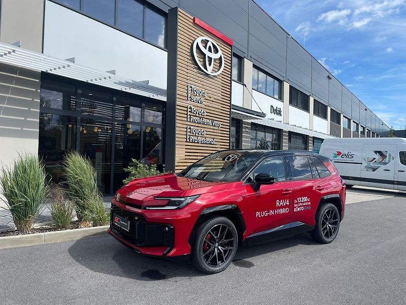 Toyota RAV4 2.5L PHEV CVT 4X4 GR SPORT - fotka 1 z 31