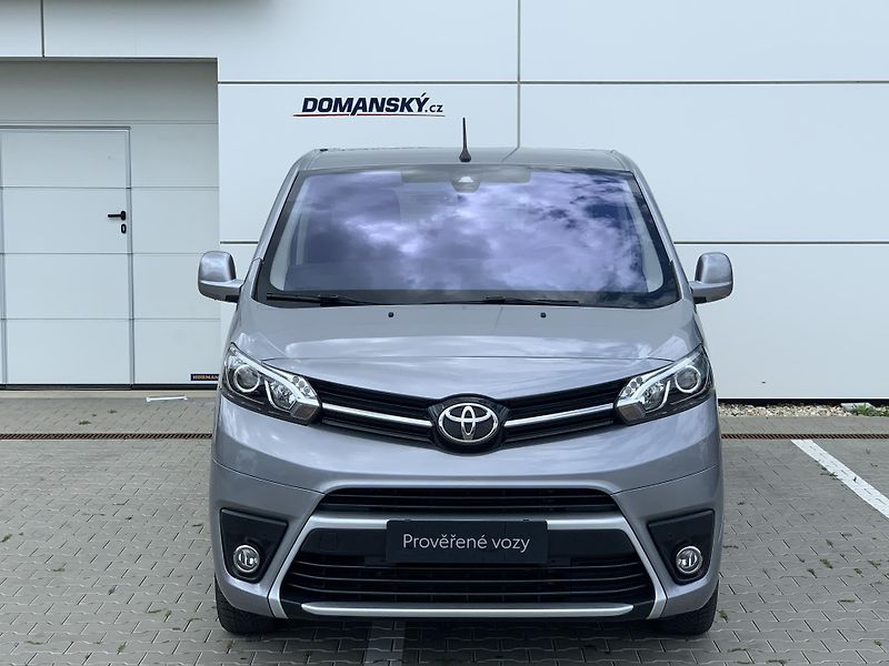 Toyota ProAce Verso L2 FAMILY 2.0 D-4D 130kW AT8 - fotka 8 z 30