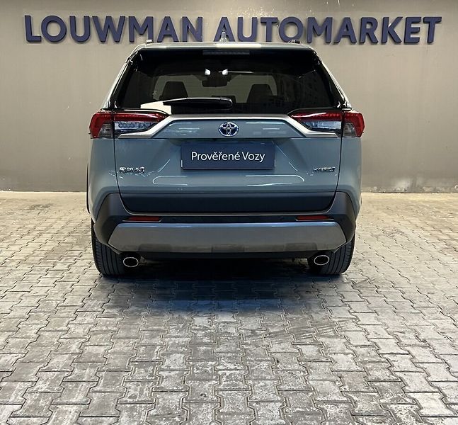 Toyota RAV4 2.5 Hybrid AT EXECUTIVE AWD - fotka 16 z 18