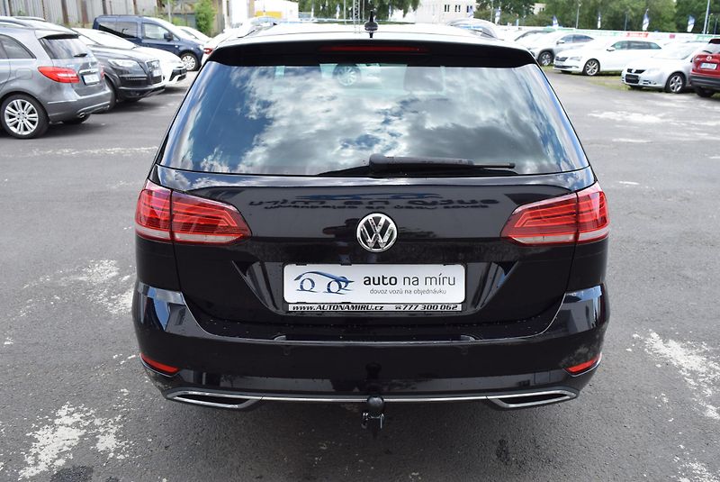 Volkswagen Golf Variant (2020) 1.5TSI 110kw HLBMT TAŽ LED KAM - fotka 8 z 49
