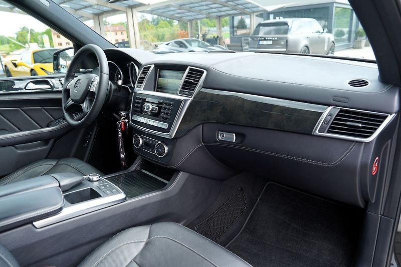 Mercedes-Benz GL 350d/4Matic/AMG/ČR/DPH - fotka 32 z 47