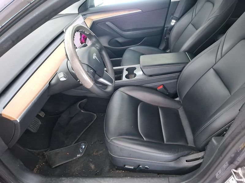 Tesla Model 3 RWD 225 SOH 91% PŘIPRAVUJEME - fotka 6 z 10