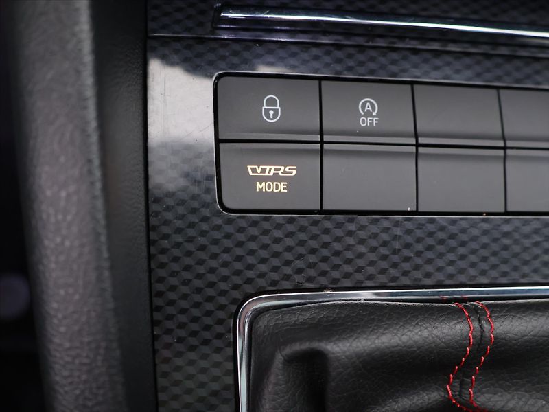 Škoda Octavia 2,0 TSI RS Challenge 1.Maj. - fotka 19 z 28