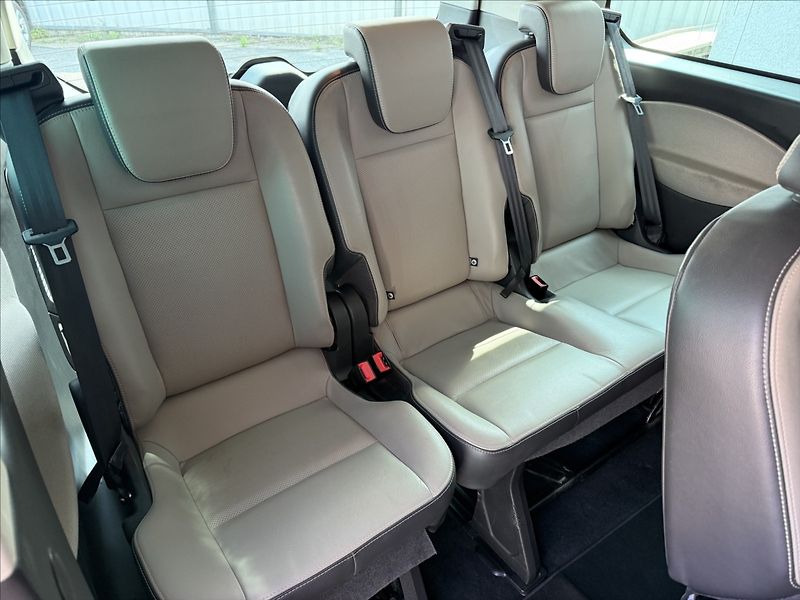 Ford Tourneo Custom 2,2 TitaniumX,114kW,1maj,po se - fotka 23 z 31