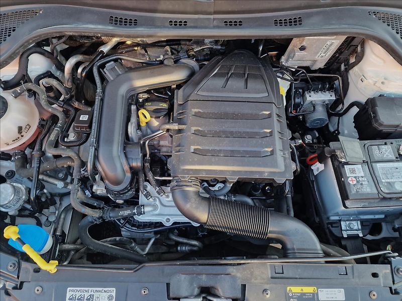 Škoda Fabia 1.0 TSI Ambition,ČR,1.Majitel - fotka 43 z 50