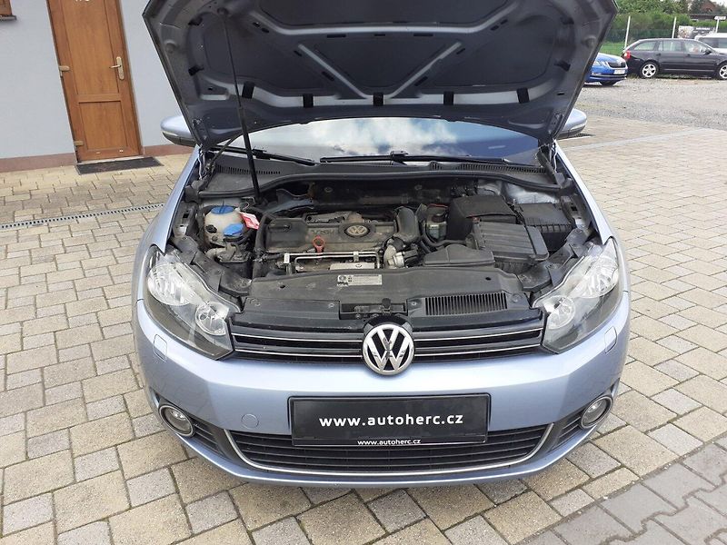 Volkswagen Golf (2009) 1.4 TSi ČR - fotka 21 z 26