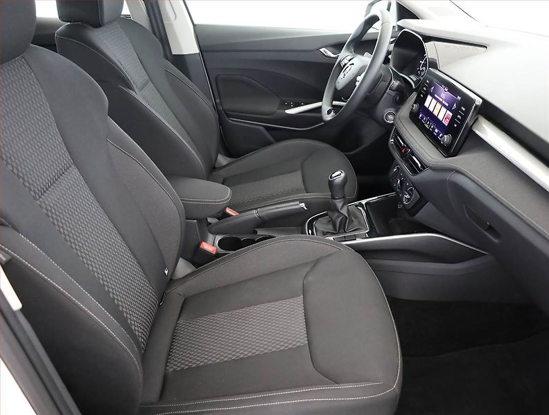 Škoda Fabia (2023) Style 1.0 TSI, ČR,1.maj - fotka 7 z 17