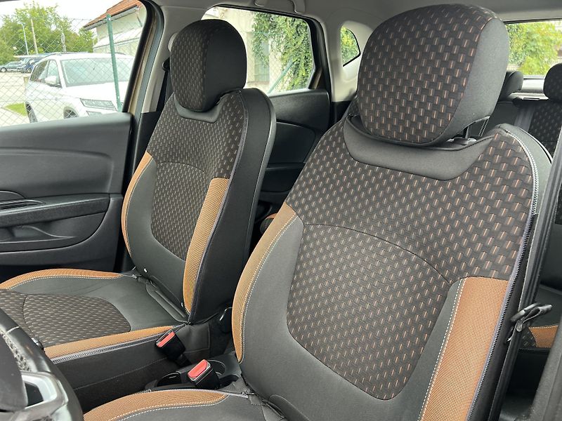 Renault Captur 1.2TCe KOUPENO V ČR 1.MAJ. - fotka 10 z 43