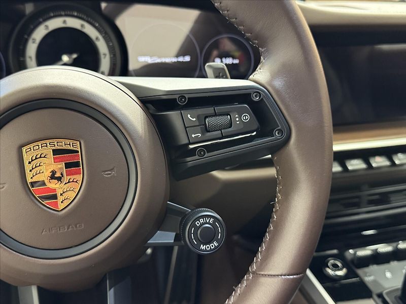 Porsche 911 CARRERA 4S SPORT DESIGN - fotka 10 z 29