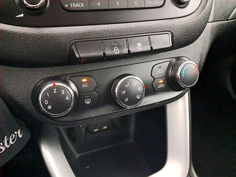 Kia Ceed (2013) 1.6 GDI, Serv.kniha - fotka 13 z 16