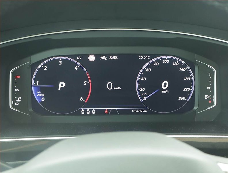 Volkswagen Tiguan (2023) R-Line 2.0 TDI - fotka 11 z 17