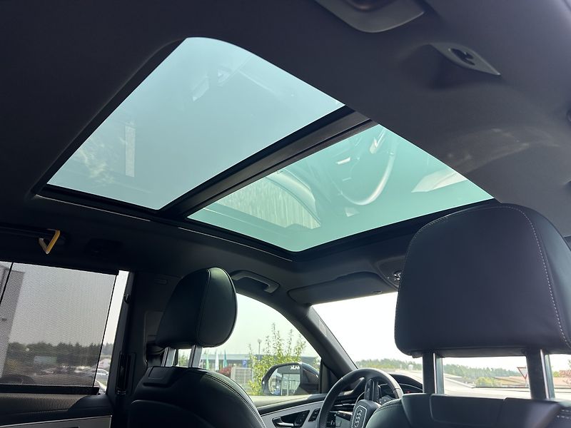 Audi Q8 50 TDI quattro ZÁRUKA - fotka 26 z 35