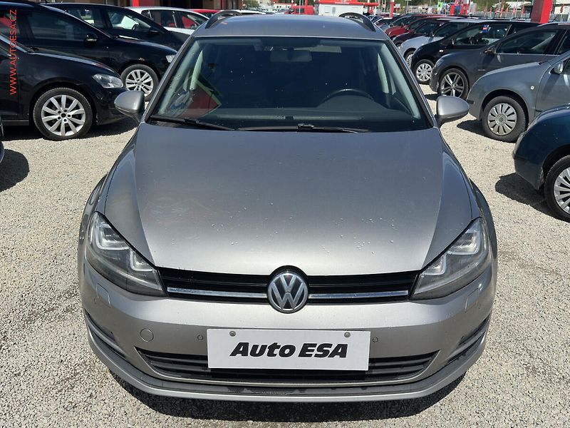 Volkswagen Golf (2015) 1.6TDI, Navi - fotka 2 z 21