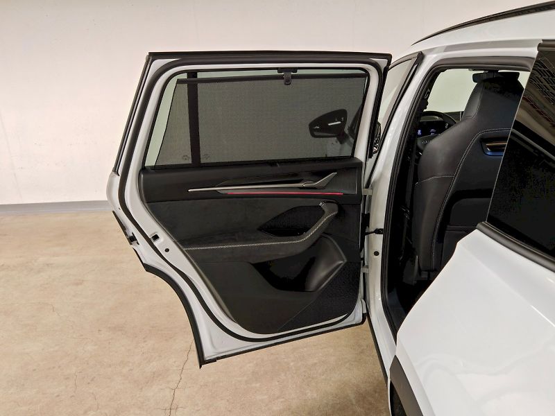 Škoda Kodiaq (2025) iV 1.5 TSI 150 kW DSG Sportlin - fotka 25 z 32
