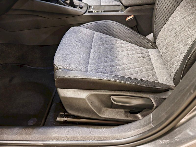 Škoda Octavia (2025) Combi 1.5 TSI 110 kW Sportline - fotka 24 z 33