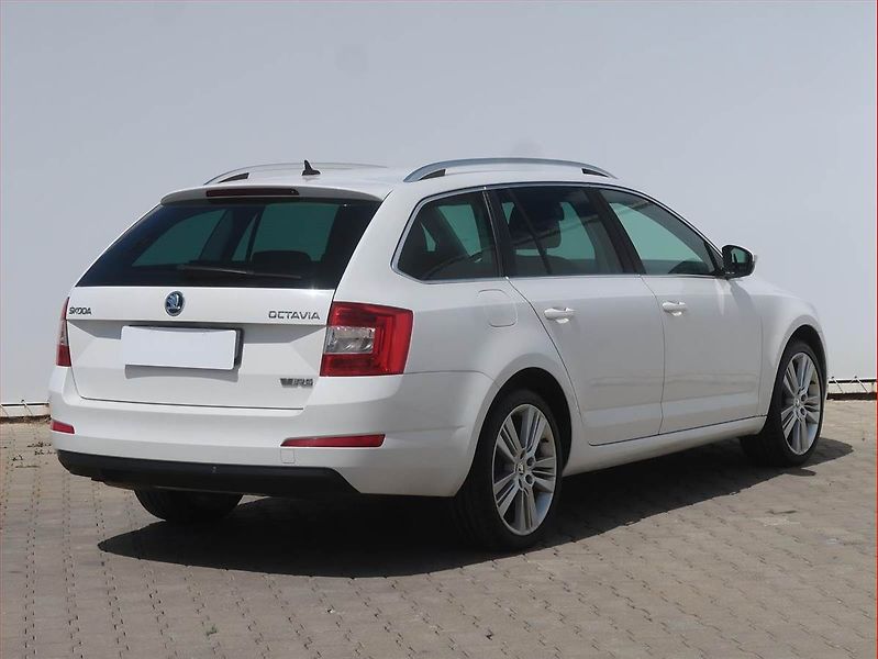 Škoda Octavia (2016) 2.0 TDI 4x4, 4X4, Serv.kniha - fotka 5 z 16