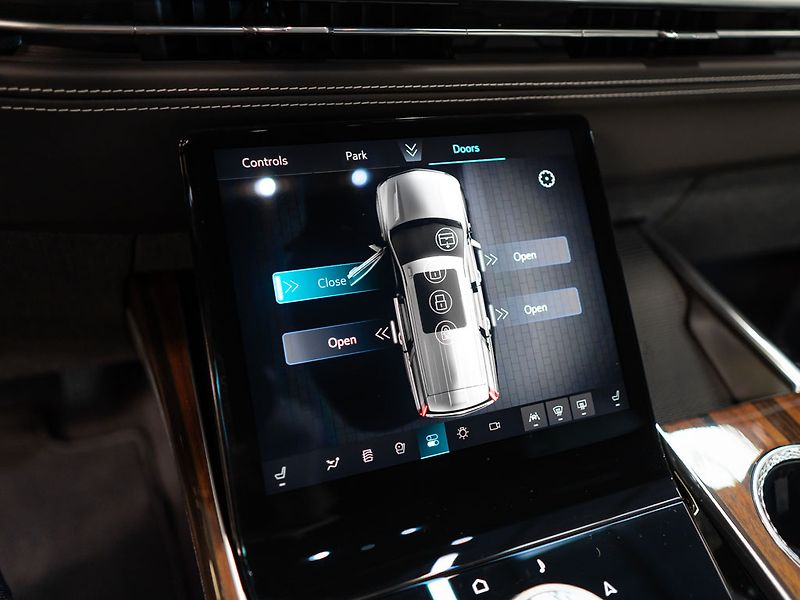 Cadillac Escalade (2026) 6.2 ESV Sport Platinum 2026 - fotka 33 z 50