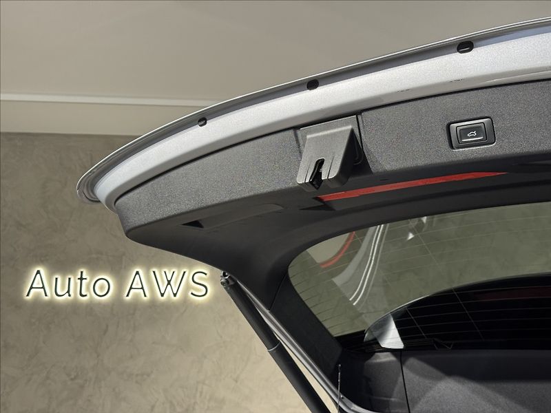 Audi Q4 e-tron 35 S-Line LED HUD Kamera - fotka 15 z 45