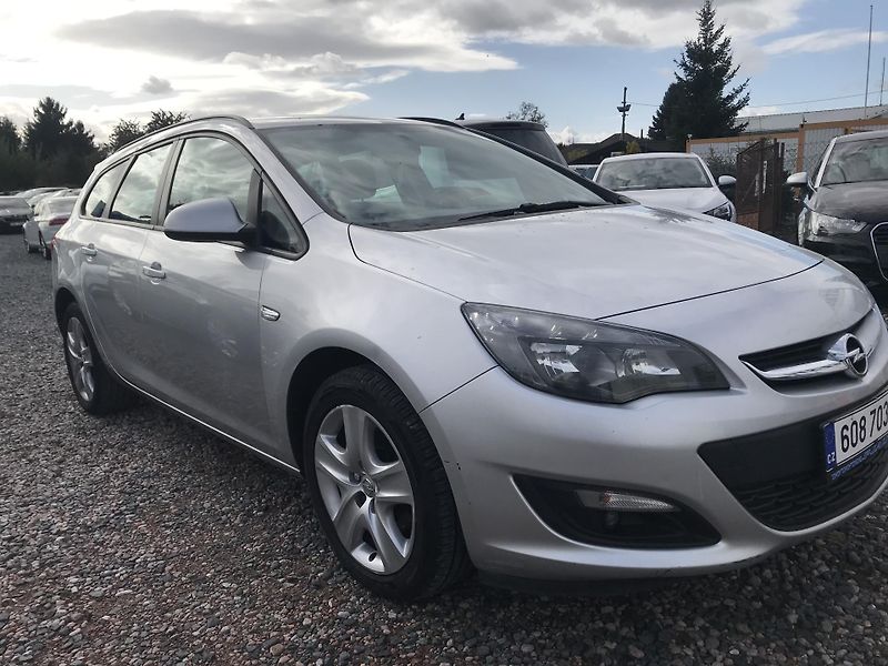Opel Astra 1.7 CDTI 96 KW,SPORTS TOURER - fotka 3 z 21