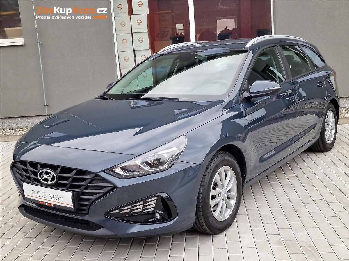 Hyundai i30 1.5i Cvvt Comfort, ČR, 1.Maj.
