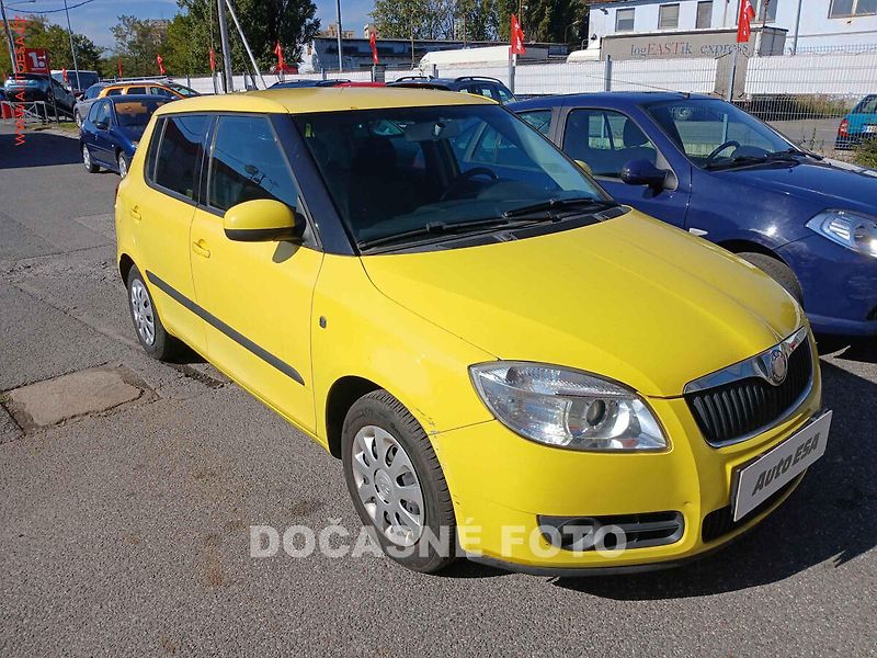 Škoda Fabia (2007) 1.2 i, ČR, STK 1/28, Sada kol - fotka 1 z 3
