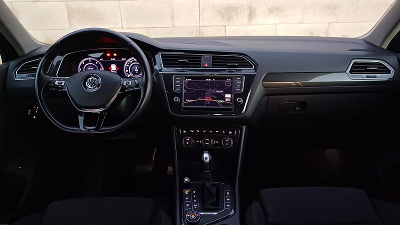 Volkswagen Tiguan TDI 110kW 4x4 HIGHLINE - fotka 18 z 50