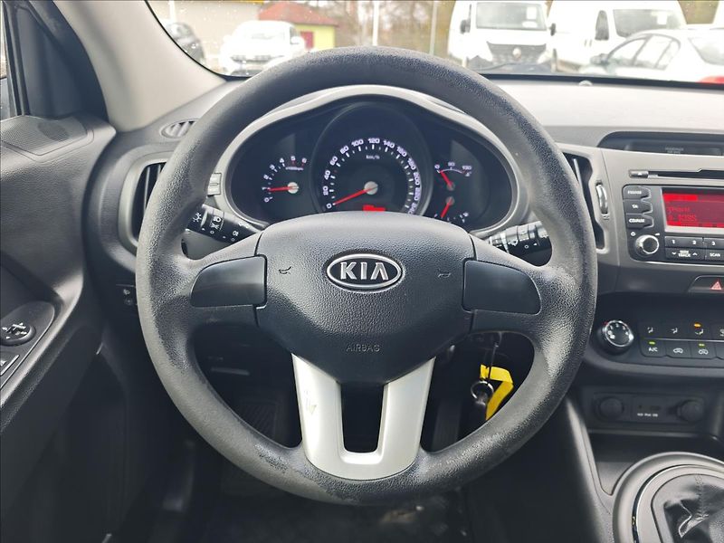 Kia Sportage 1,7 CRDi  Comfort PLUS - fotka 17 z 19