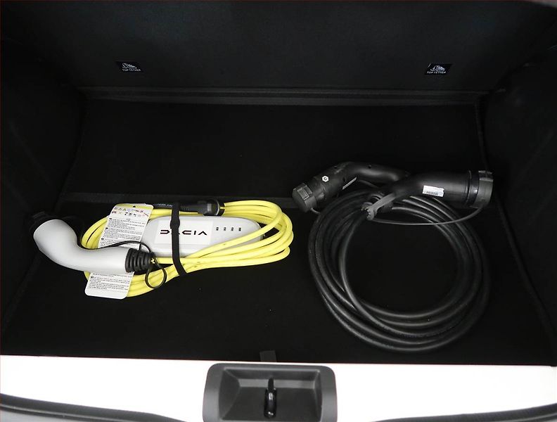 Dacia Spring (2023) (27 kWh), SoH 93%, Automat, Ků - fotka 20 z 20