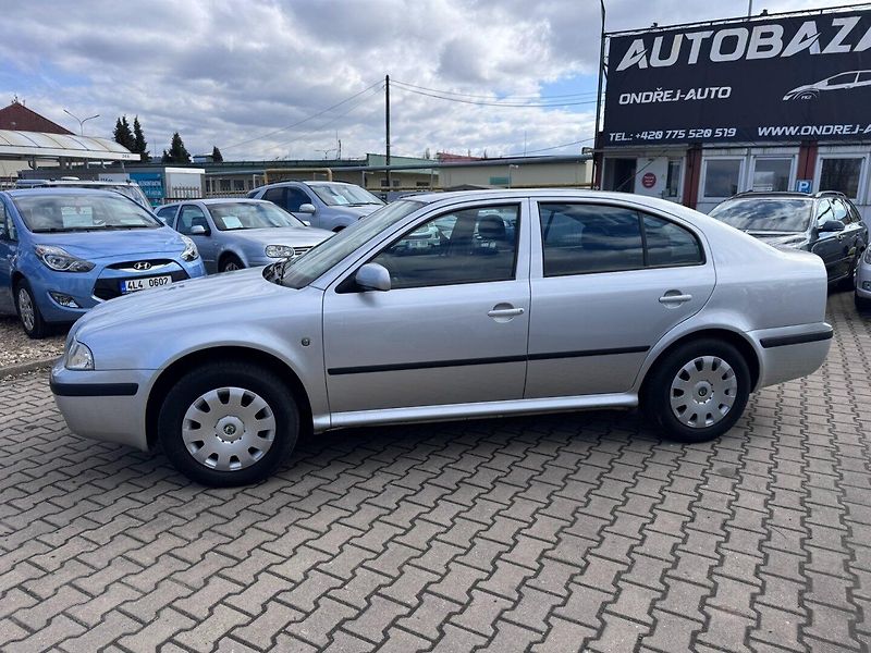 Škoda Octavia (2009) 1,4 16V 55 KW STK 1 MAJ TAŽNÉ - fotka 2 z 50