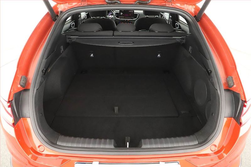 Kia Pro_Ceed (2025) GT Line Plus 1.5 T-GDI - fotka 19 z 20