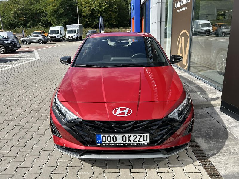 Hyundai i20 26 1,0 T-GDI DCT GO PLUS! - fotka 2 z 29