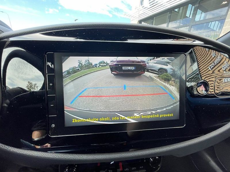 Toyota Aygo 1.5 Hybrid automat Style Smart - fotka 24 z 27