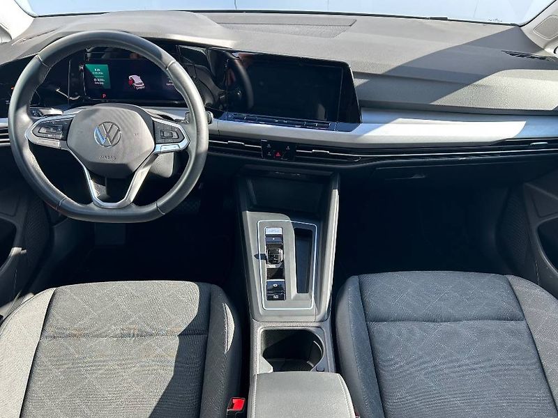 Volkswagen Golf Life 7DSG 1,5 eTSI - fotka 10 z 24