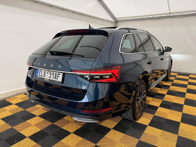 Škoda Superb 1.4tsi*Plug-In*160kw*L&K*PANO* - fotka 5 z 44