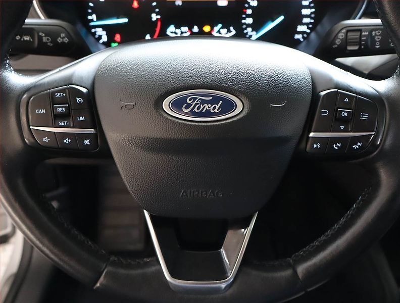 Ford Focus (2018) Connected 1.5 TDCi, Serv.kniha - fotka 26 z 26