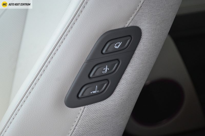 Hyundai Ioniq 5 STYLE PREMIUM 4x4 POWER 84kWh - fotka 44 z 84
