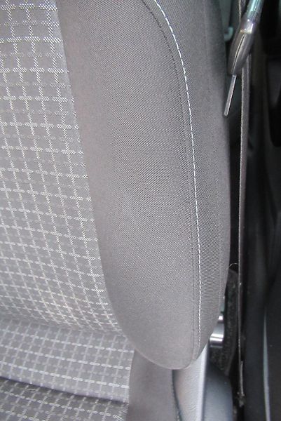 Volkswagen Polo 1.0 MPi AUT. KLIMA  NAVIGACE - fotka 17 z 26