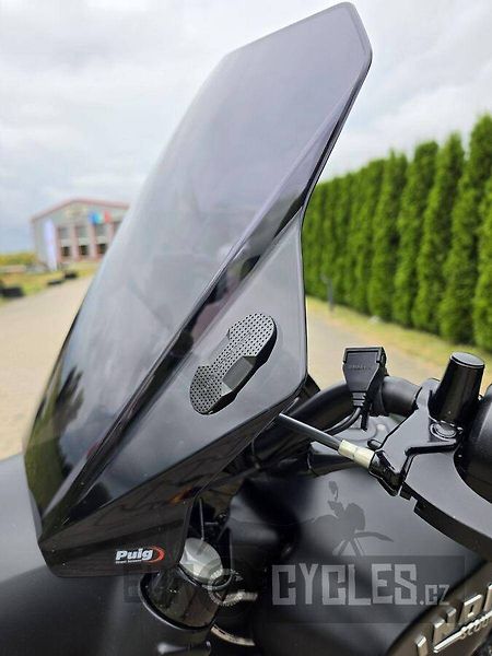 Indian (2018) Scout Bobber - fotka 14 z 15