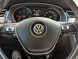 Volkswagen Passat (2017) 2.0 TDI BMT 140kW DSG Highline - náhled 6