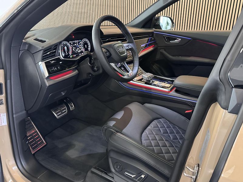 Audi Q8 50 TDI B&O Laser Carbon OLED - fotka 8 z 39