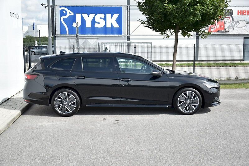 Škoda Superb (2025) Sportline 2.0 TDI 110 kW DSG - fotka 8 z 32