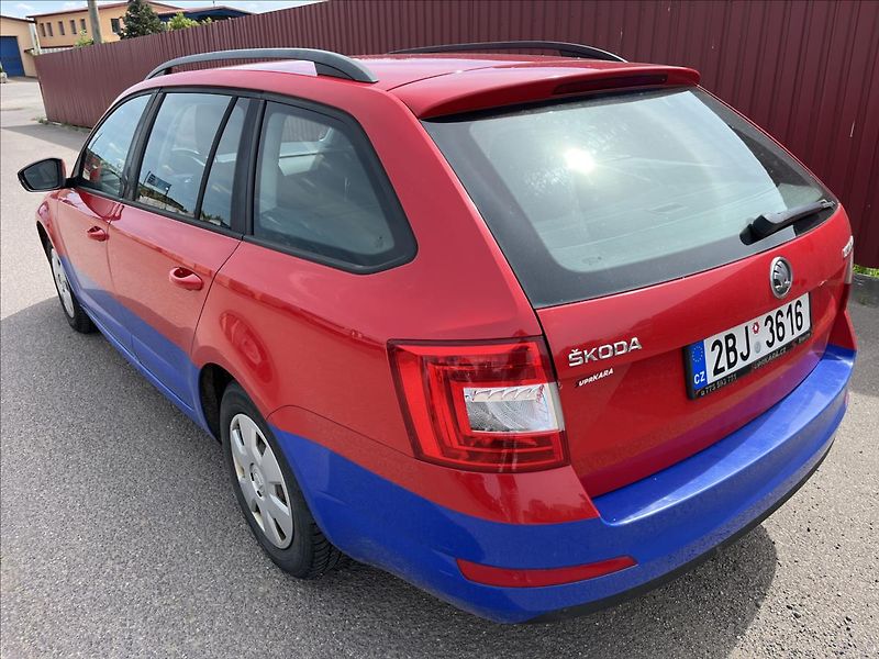 Škoda Octavia 1,6 TDi AMBIENT KLIMA STK 1/28 - fotka 8 z 34